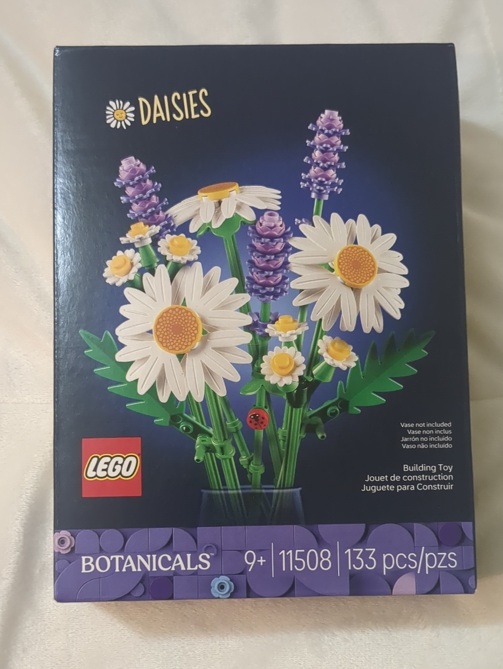Lego Botanicals Daisies and Lavender Arrangement in White, Purple, Yellow, Green